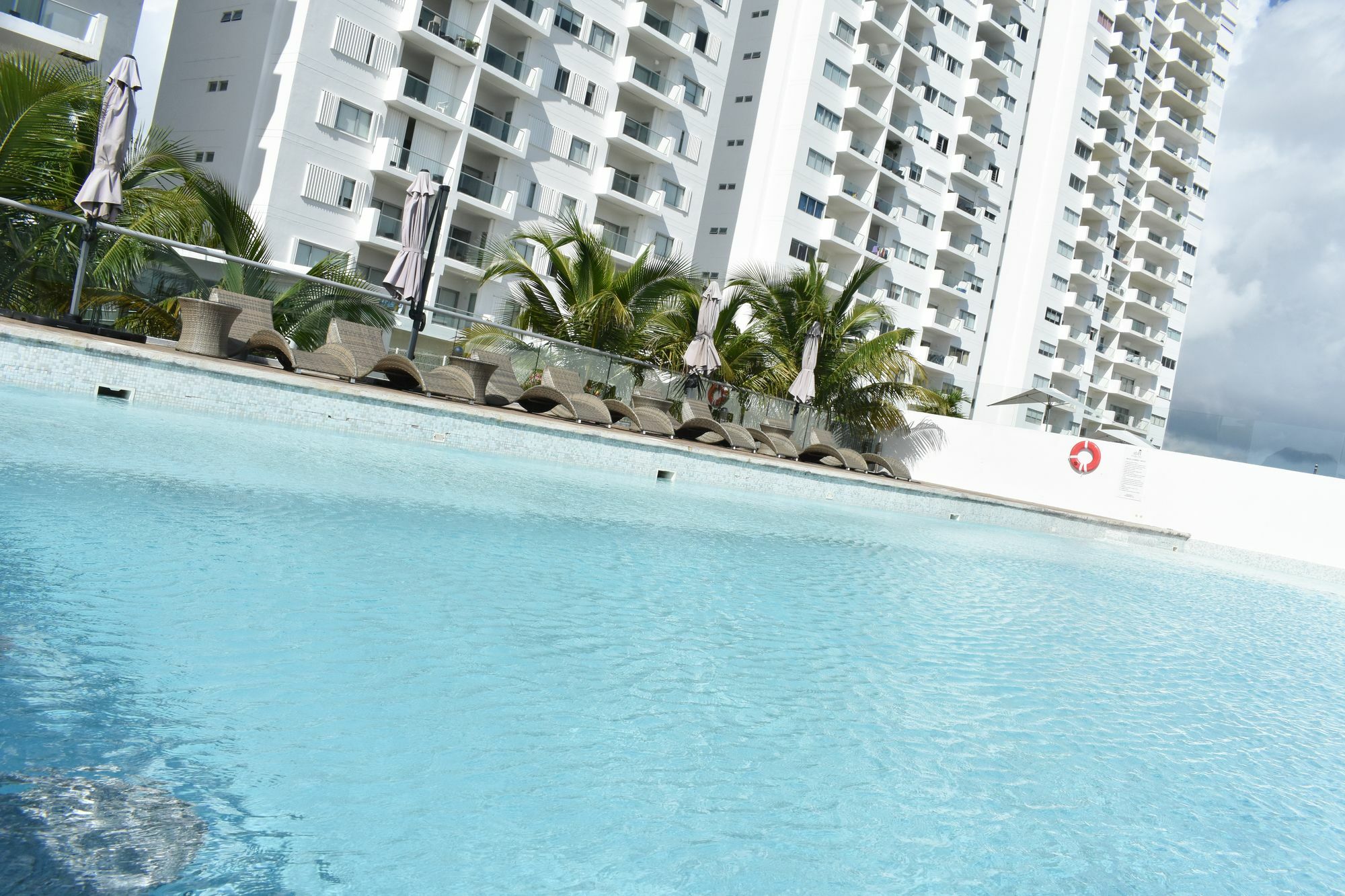 Barcelona Tower By Koox Luxury Collection Apart otel Cancun Dış mekan fotoğraf